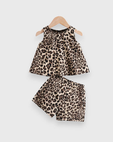 2 Pc Baby Girl Leopard Tulip Back Shirt & Shorts Set
