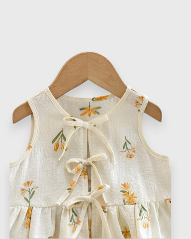 2 Pc Baby Girl Cute Bow Sleeveless Top and Shorts