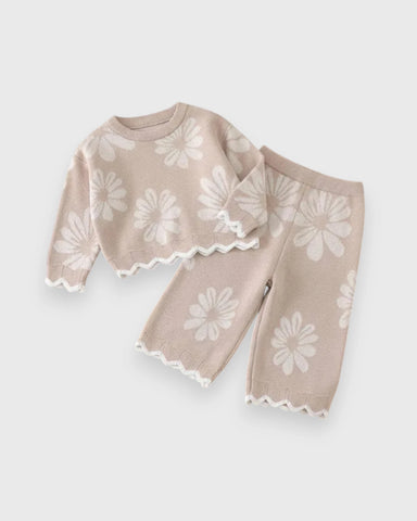 2 Pc Girls Daisy Knit Sweater & Pants Set